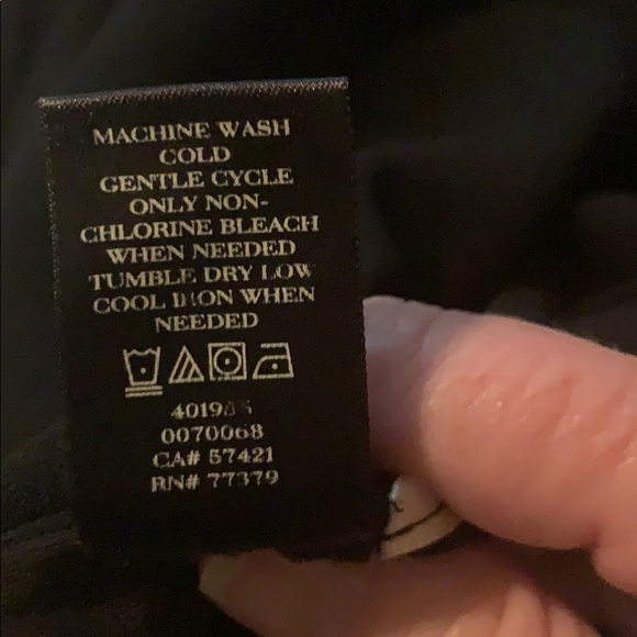 Ann Taylor sleeveless blouse - Picture 4 of 4